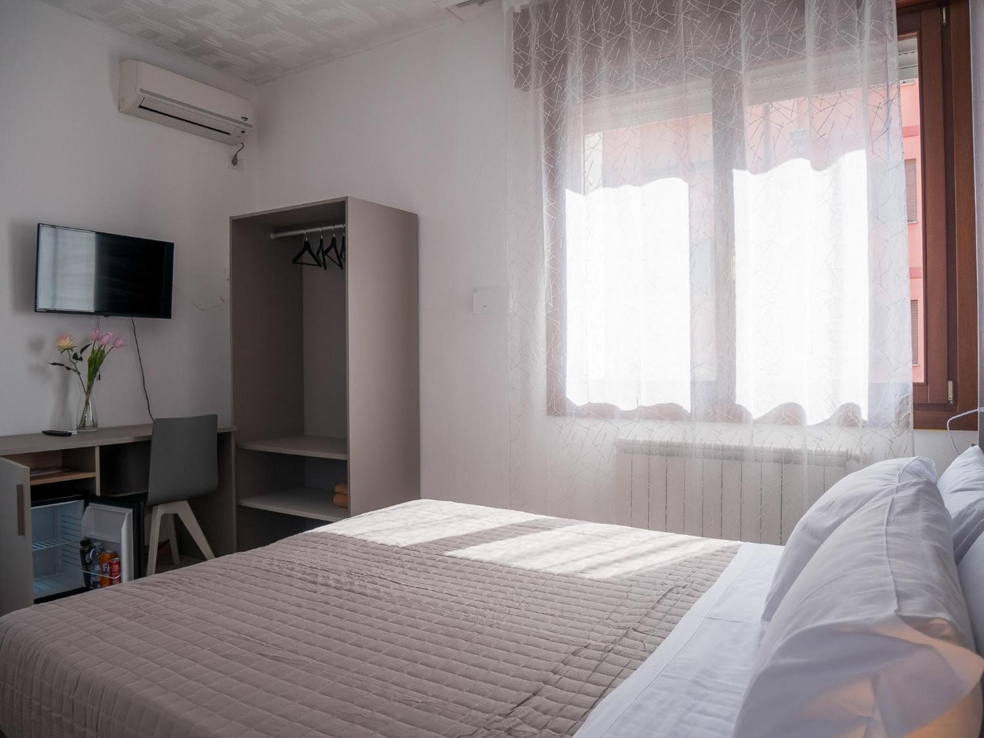 Rb Hotel Venecia