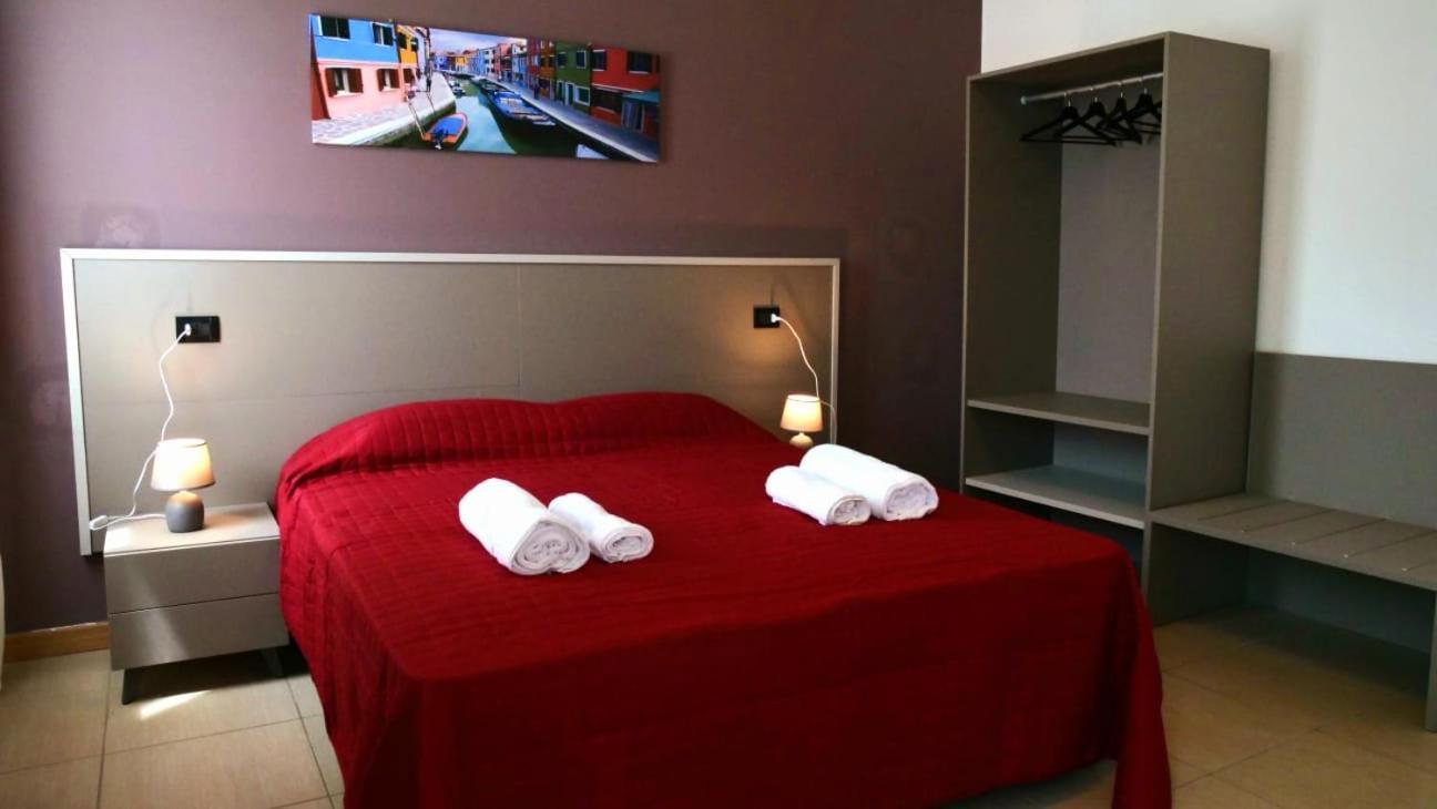 Rb Hotel