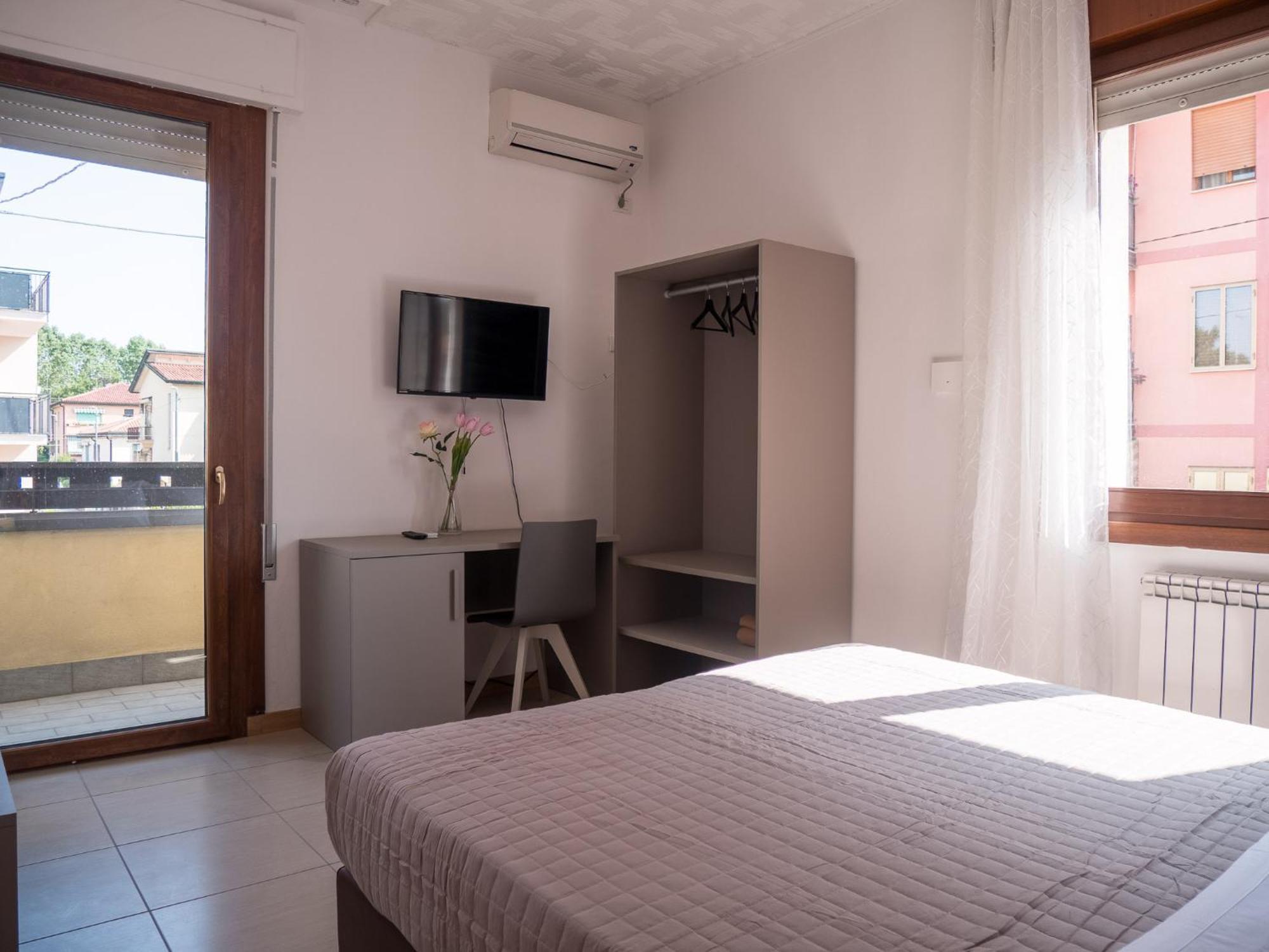 Hotel Rb *