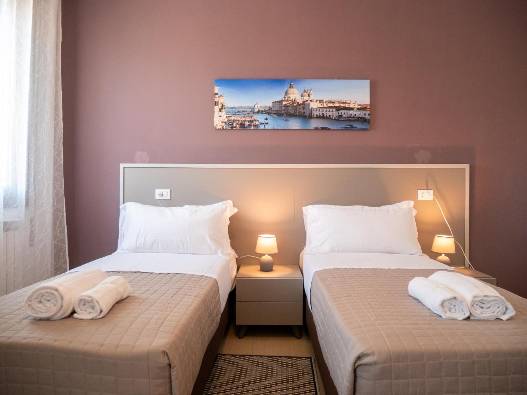 Rb Hotel Venecia
