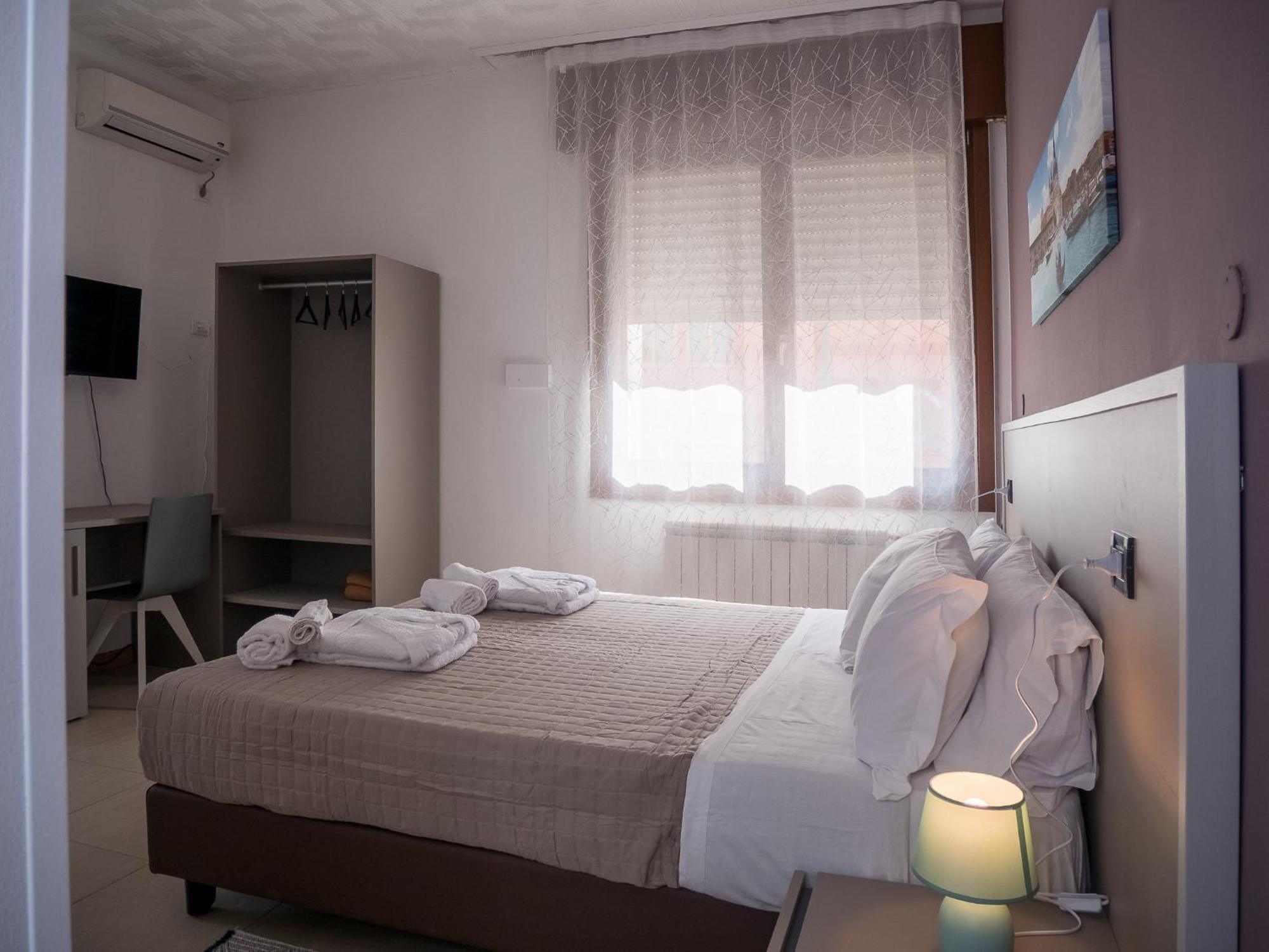 Rb Hotel